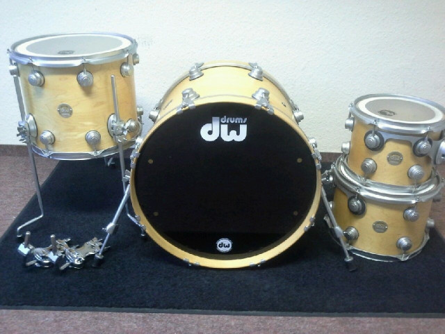 DW collectors drum set Schlagzeug maple 20 10 12 14 - Musik - Duisburg