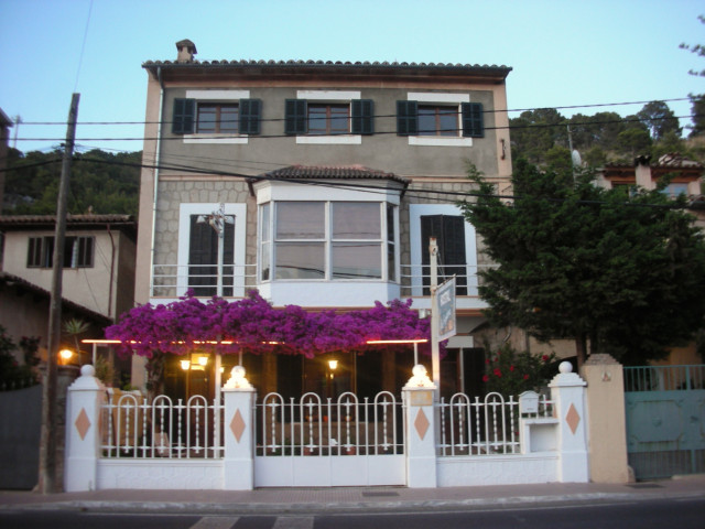 Urlaub, Ferien in Port de Sóller, im Hostal Villa Primavera, ganzjährig geöffnet - Urlaub Reise - Port de Soller