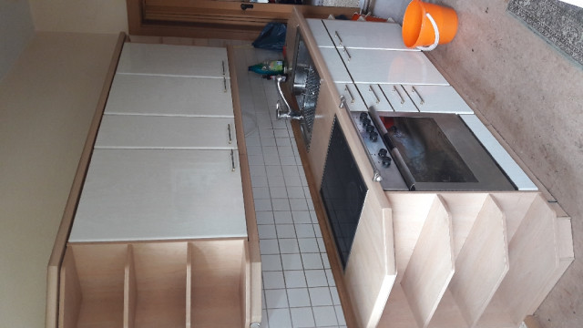 Kompette, gut erhaltene Küche für Selbstabholer// nur bis 26. JUN - Moebel Haushalt - Leipzig