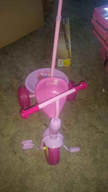 Marken Spielzeug Paletten Disney, Fisher Price, Monster High   - Baby und Kind - goerlitz