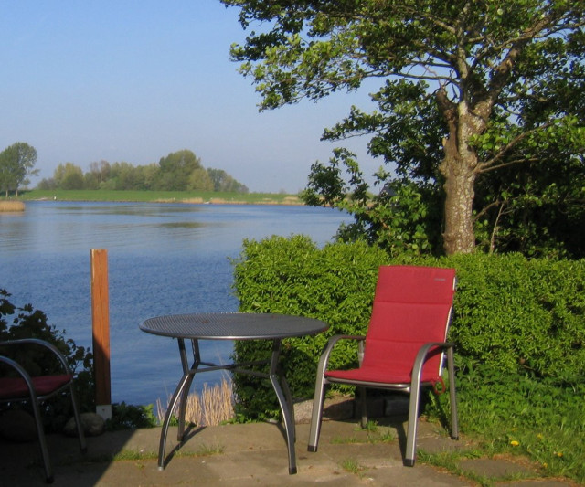  Wohnwagen  am Wasser der EIDER ab 24.08 frei! 30,00€ incl.4 Pers. - Urlaub Reise - Krumstedt