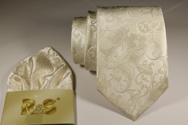 Krawatten, Einstecktücher Fliegen - Kleidung Schmuck Accessoires - Hannover 