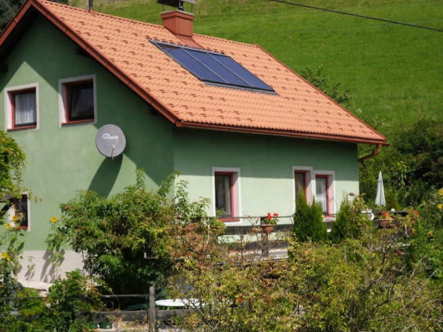 EFH/Ferienhaus in unverbaubarer Bergsicht - Immobilien - Diex