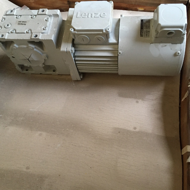 Ankauf von Elektromotoren, Getriebemotoren, Demag Kräne, Kugellager, Wasserpumpe - Handwerk Hausbau Garten - Waldkappel 