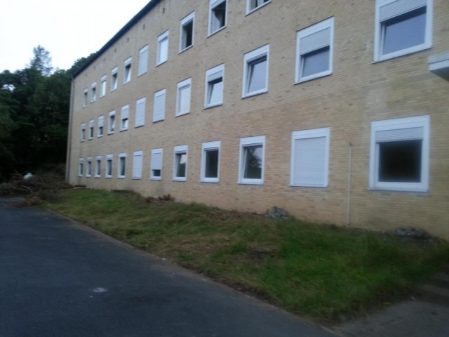 Kapitalanlage in Herborn -Seelbach auf 2000 QM Teil vermietet von Eigentümer. - Immobilien -  Herborn -Seelbach 