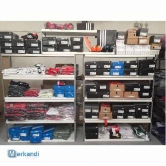 Adidas, Puma, Reebok usw. Schuhe und Textilien Mix  - Kleidung Schmuck Accessoires - Görlitz