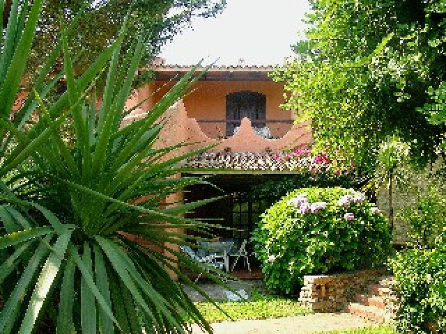 FEWO mit Terrasse und Meerblick - direkt am Meer - Cannigione - Sardinien - Ferienwohnung Haus - CANNIGIONE