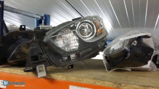 Gebrauchte Scheinwerfer Rückleuchten Blinker Großhandel - Autos nach Marken - Goerlitz
